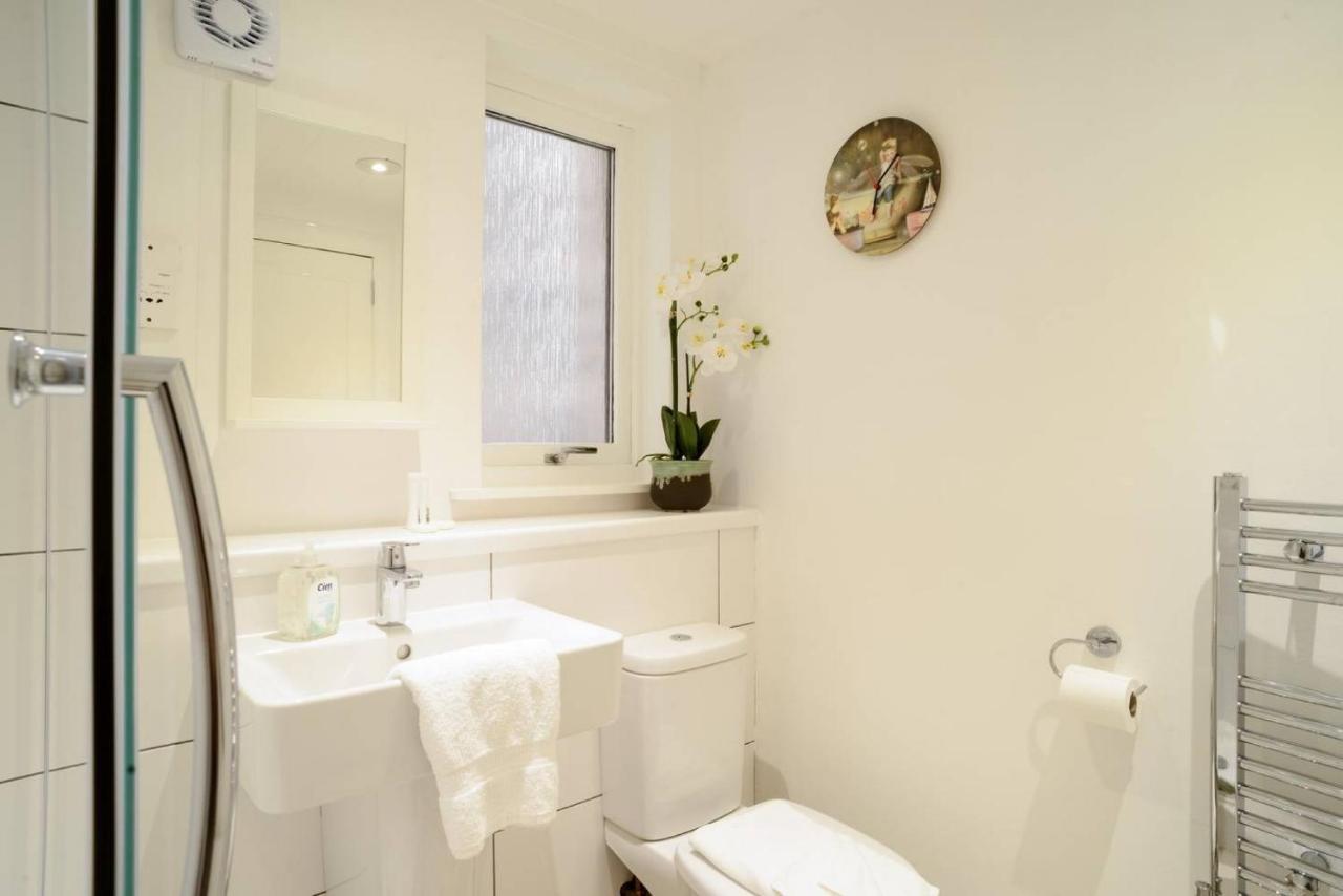 Altido Lovely Apartment For 4 With Free Parking Edinburgh Eksteriør billede